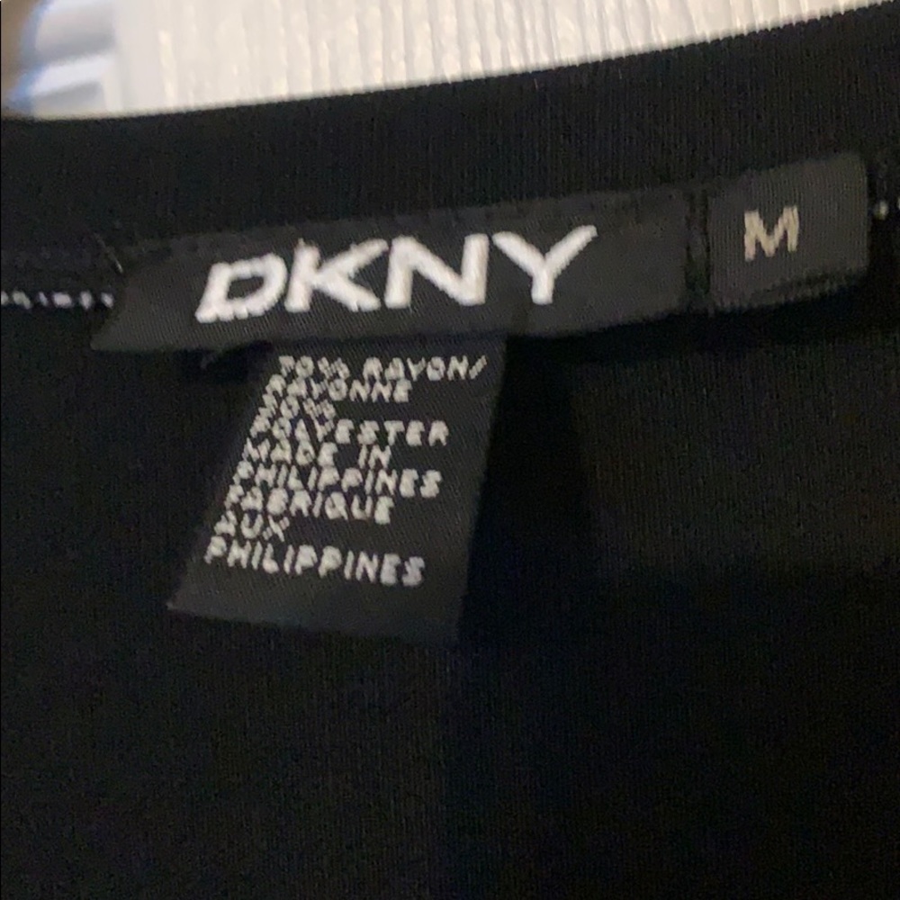 DKNY  button down size M - Picture 2 of 5